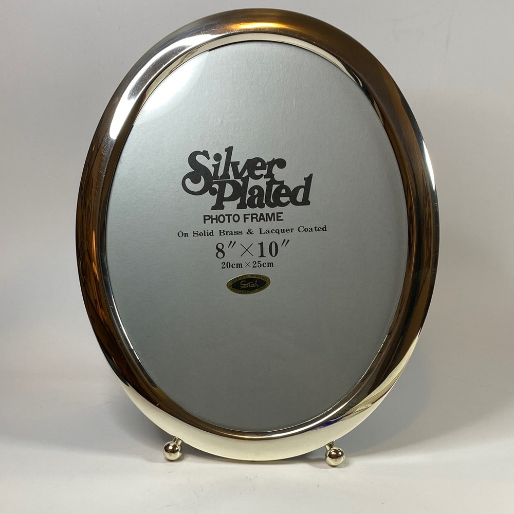 Silver Plated Oval Photo Frame